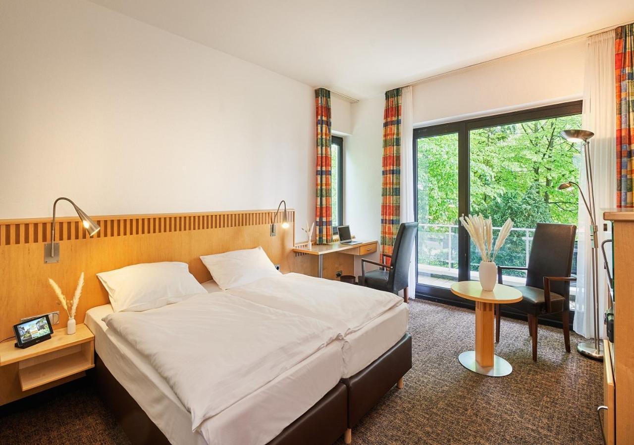 Parkhotel ニュームブレヒト エクステリア 写真